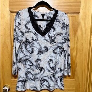 Soma White V-Neck Long Sleeve Small Top with Black Lace Trim & Feather Design.